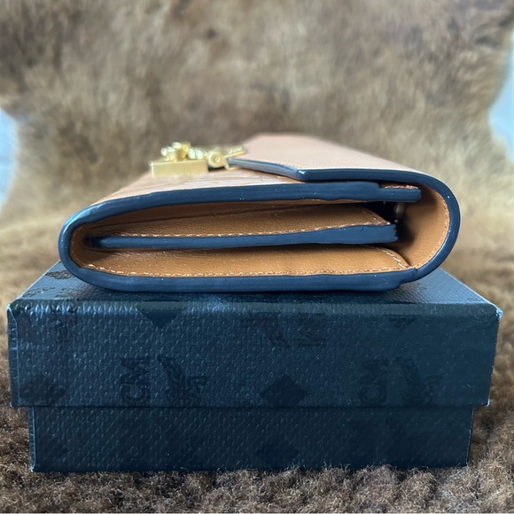 “Host Pick” MCM Patricia Cognac Wallet On Chain - Picture 9 of 13